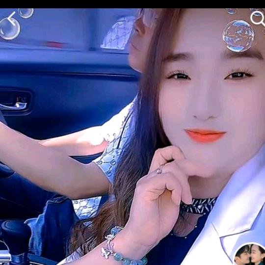 蝶舞热爱生活，热爱娱乐，纯属娱乐开心就好