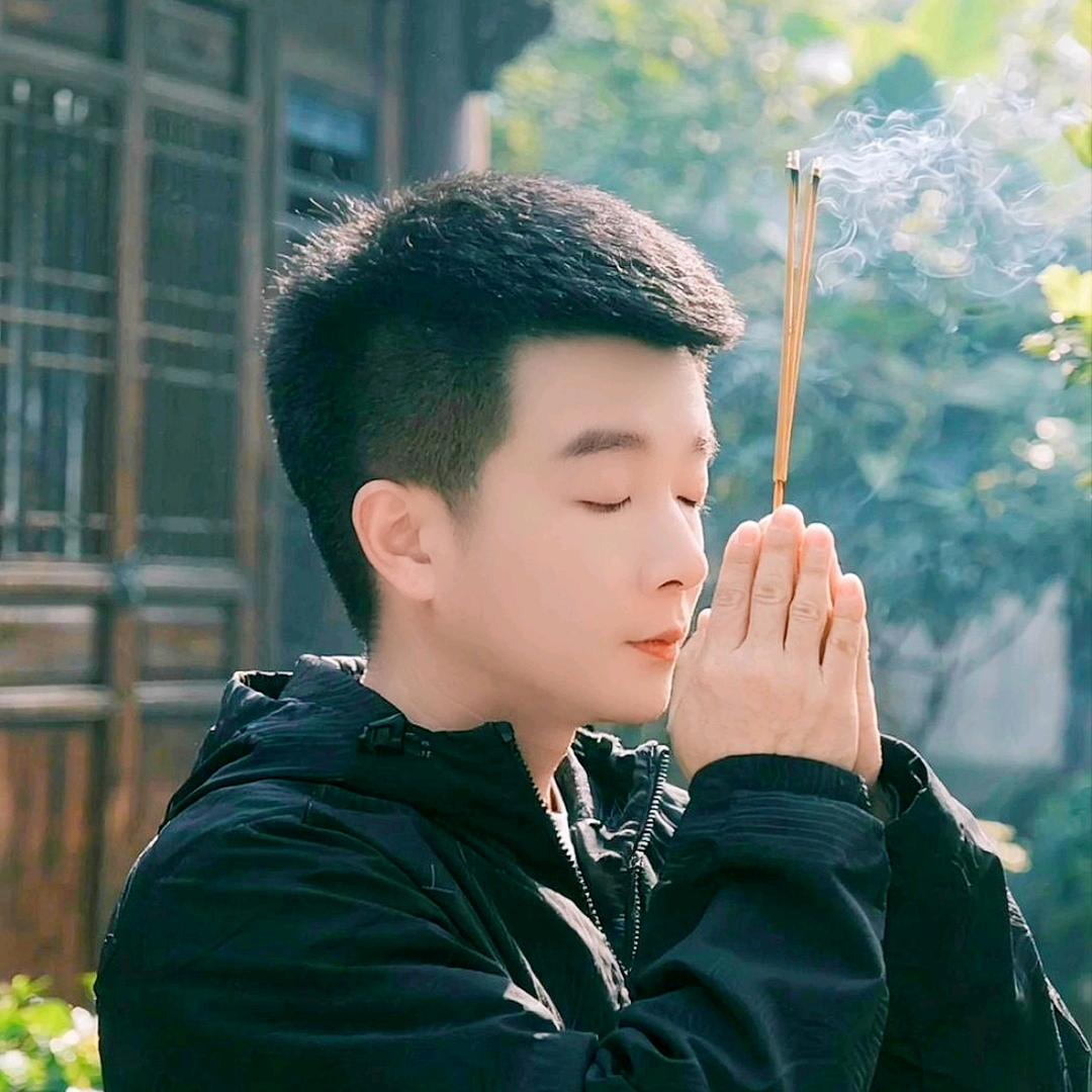 帅气龙少