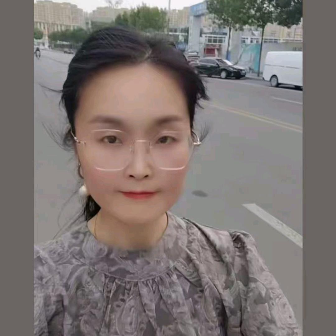 华姐(早8点30）开播号在主页