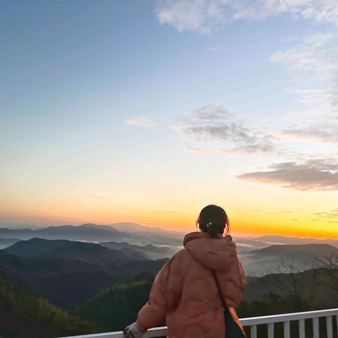 浅夏淡忆(✿ฺ。✿ฺ)Lʕ ᵔᴥᵔ ʔ