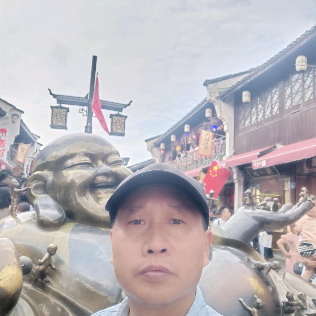 在，在