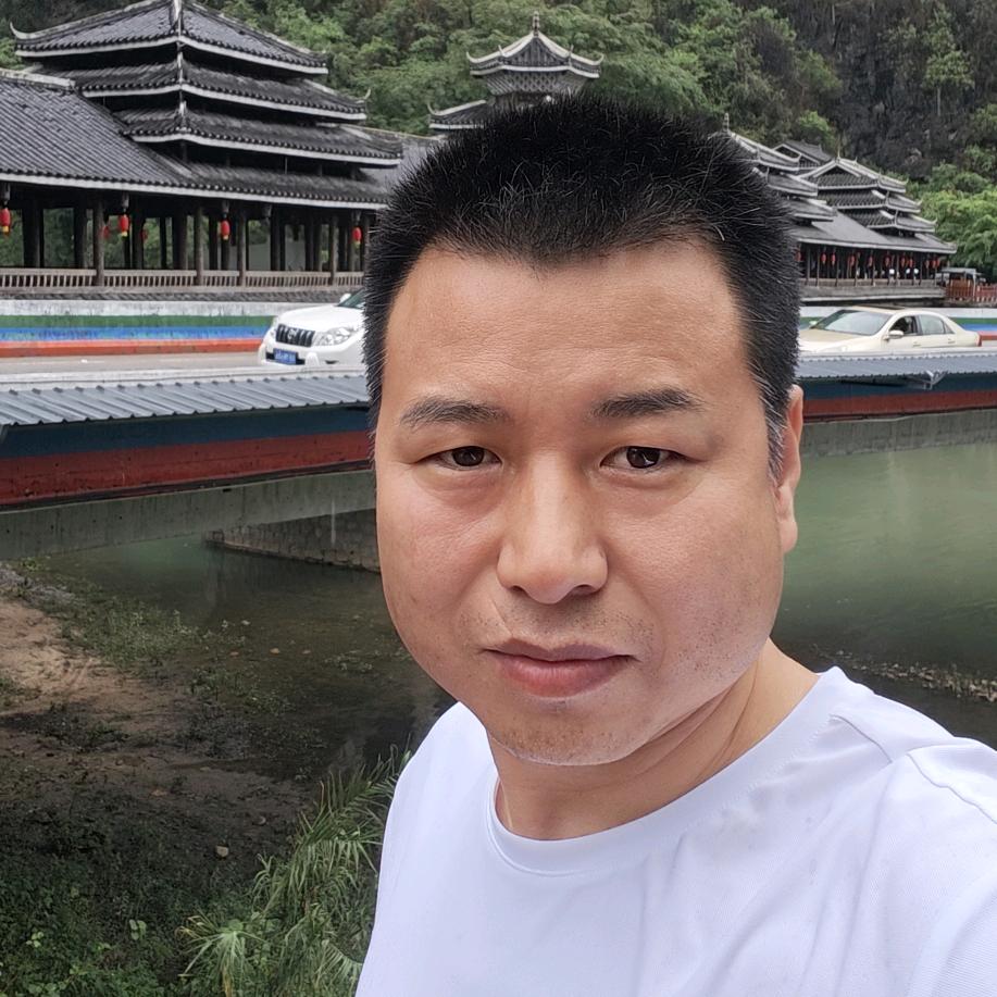 辽阔的海