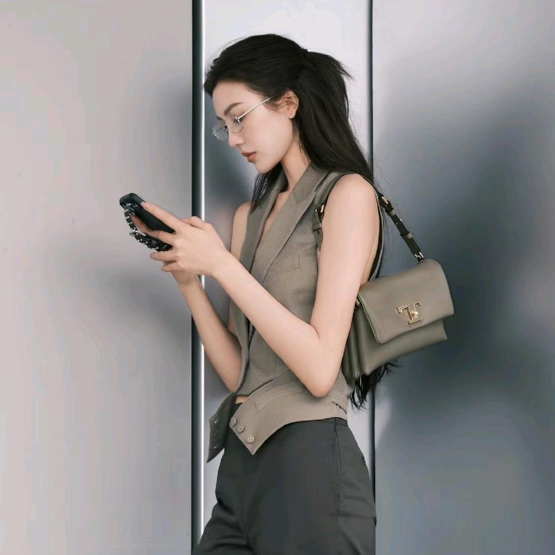 奇妙妙.