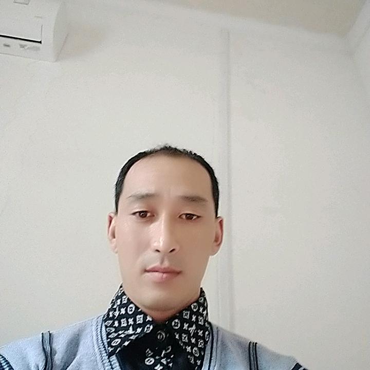 君临天下。