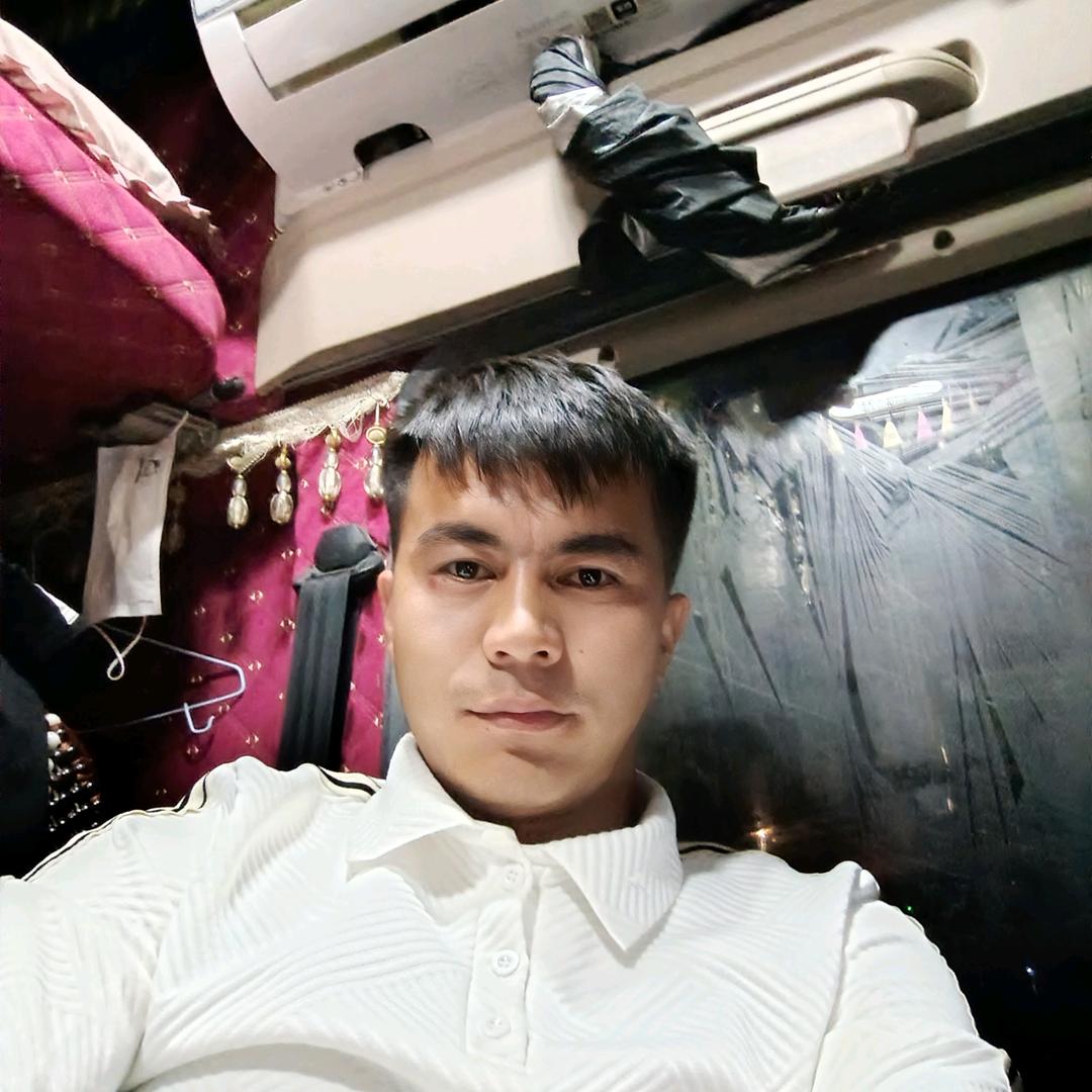 新疆  阿卜杜啦