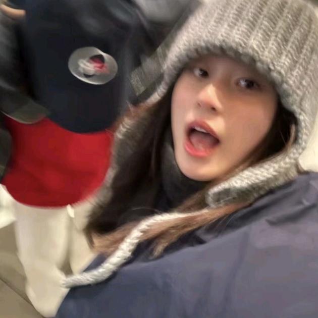 只会反手比耶✌🏻