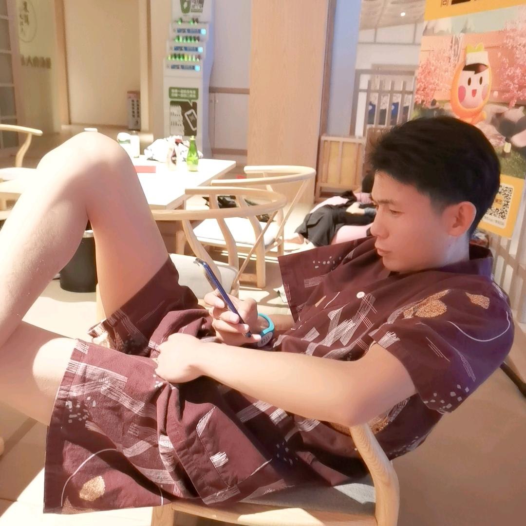 瘦子小席🍀