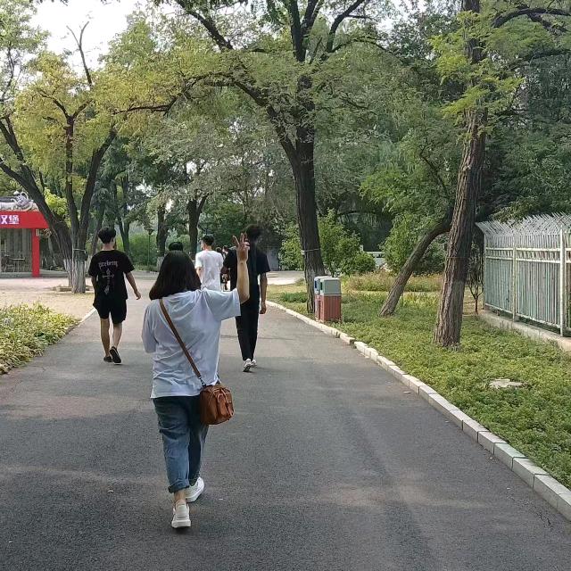 简简单单😇