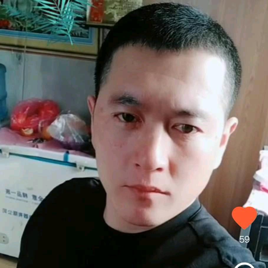 三哥程包室内外