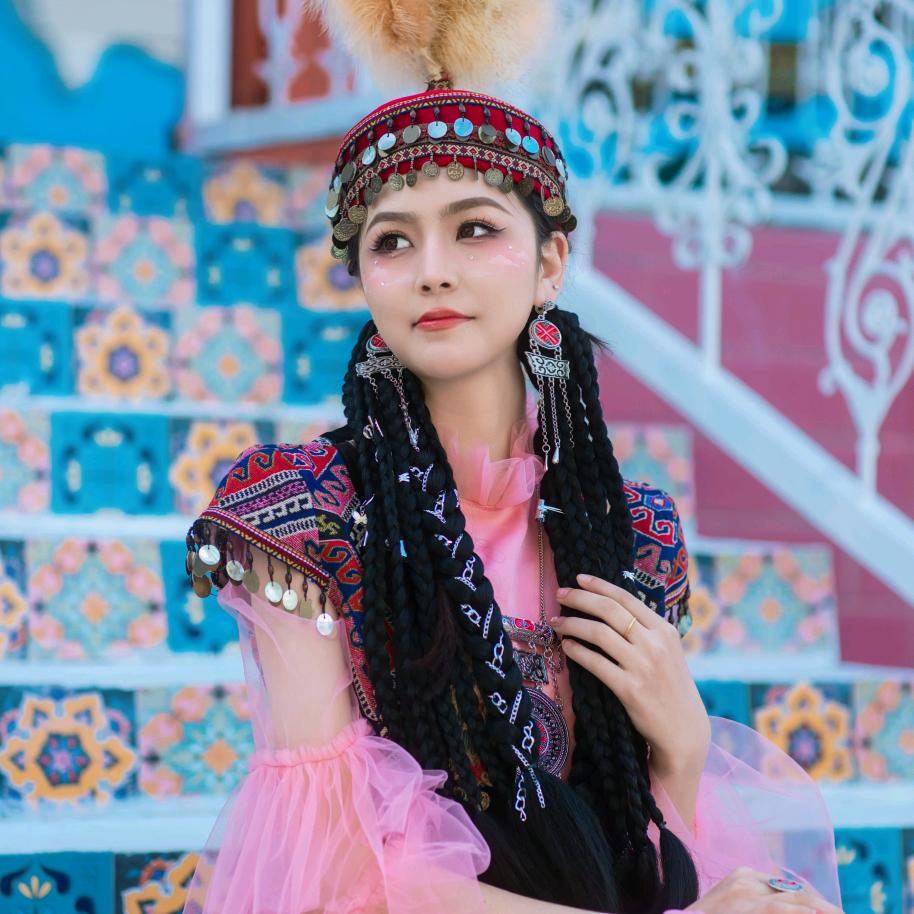 新疆吉米奇石泥石原石汇