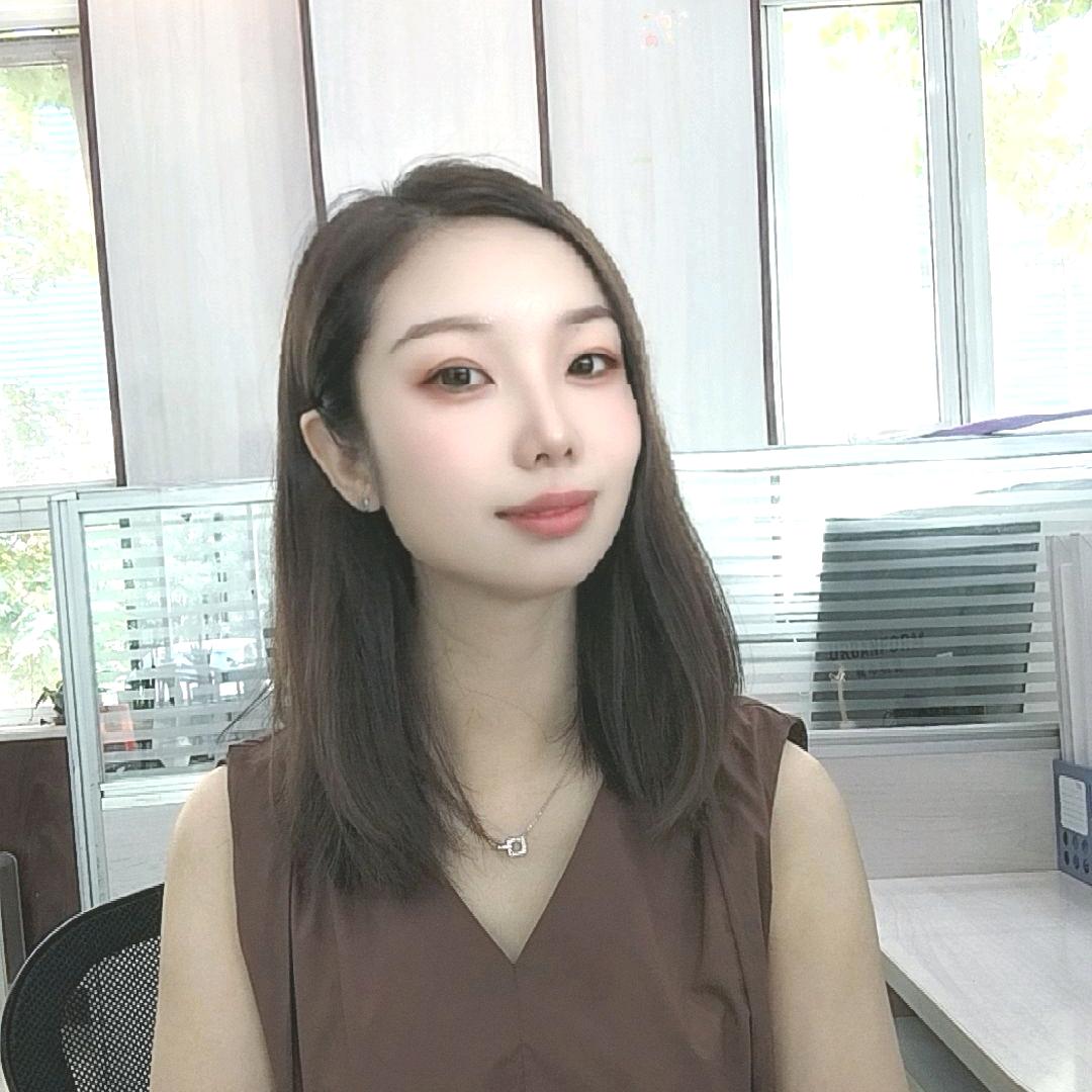 金诚信压瓦机械曹春丽