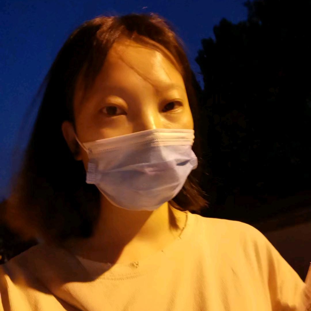 甜甜lili*.。(๑･∀･๑)*.。