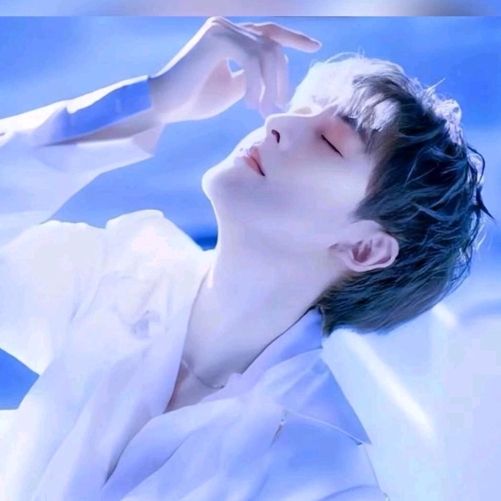 ღ᭄ꦿ扭转^乾坤²º²④♛