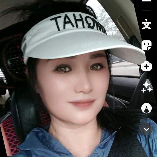 邓依