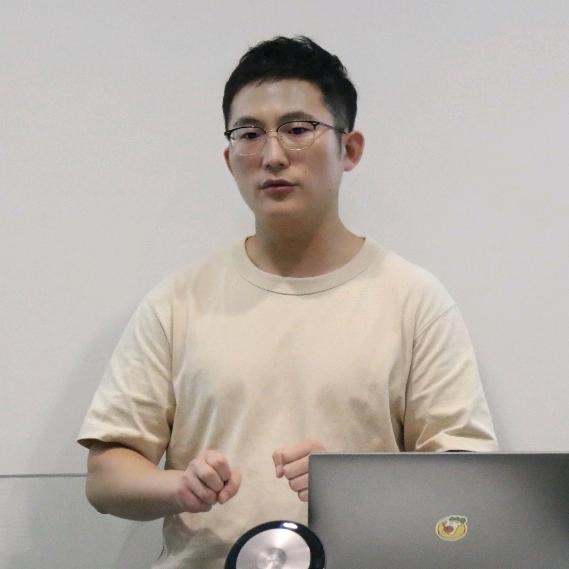 AI小老弟