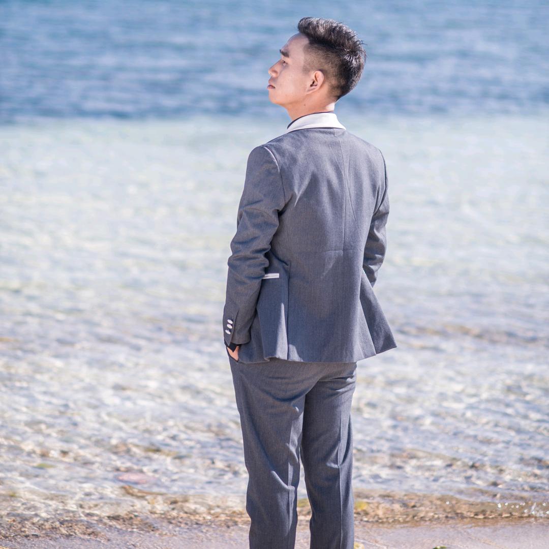 @不潮不酷不帅气