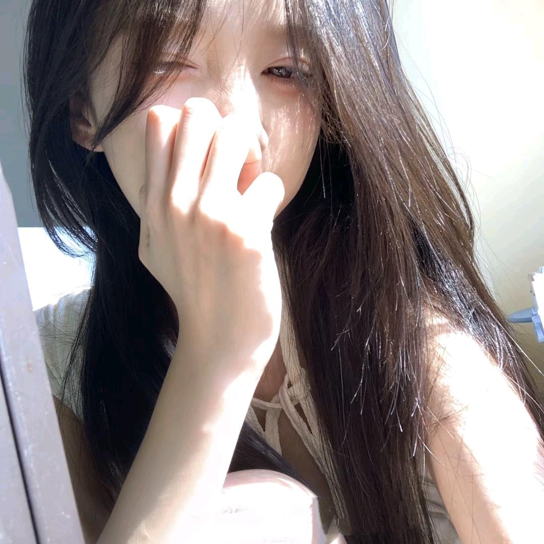 蓝鲸鱼⋆｡˚ 𓇼