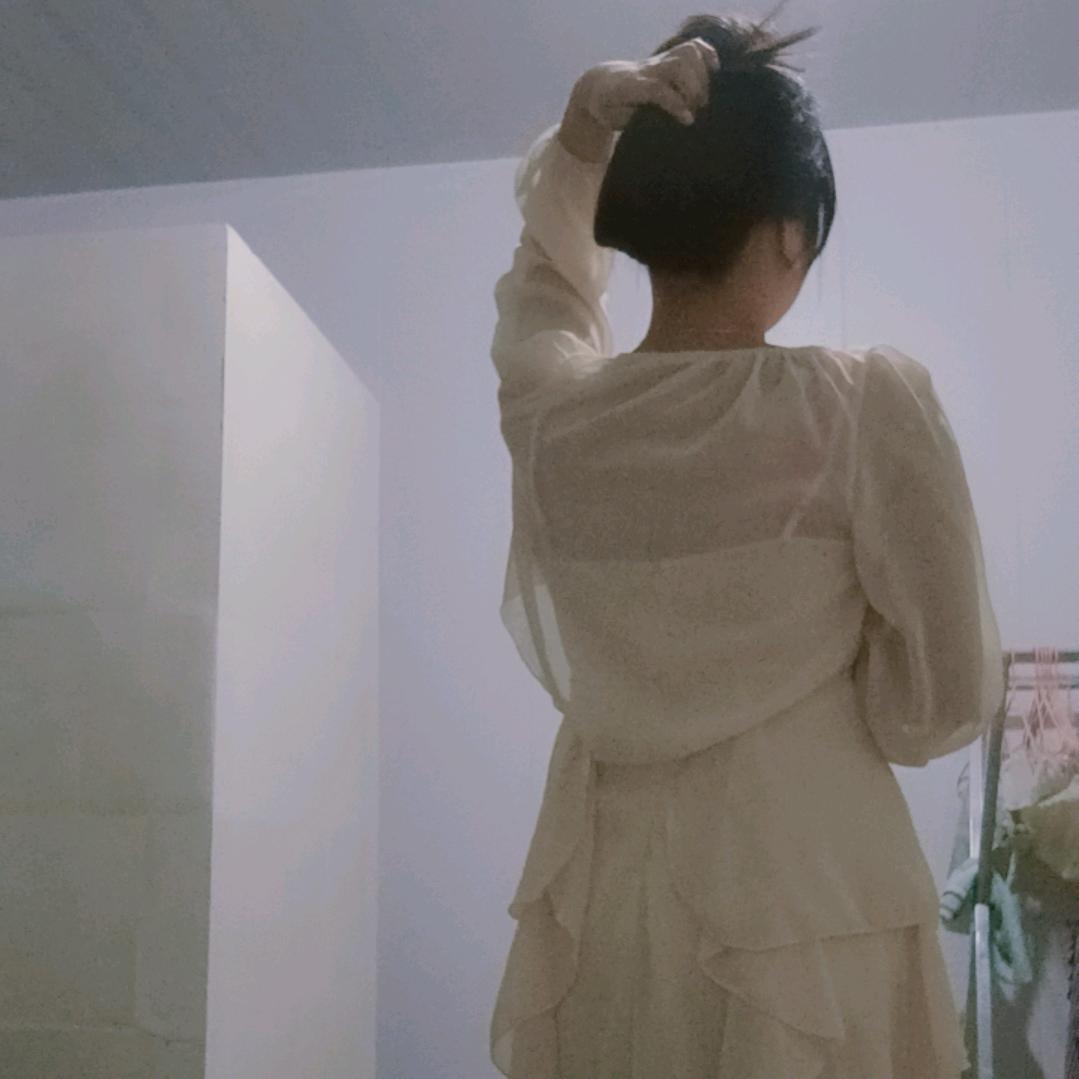 . 瑜儿 .
