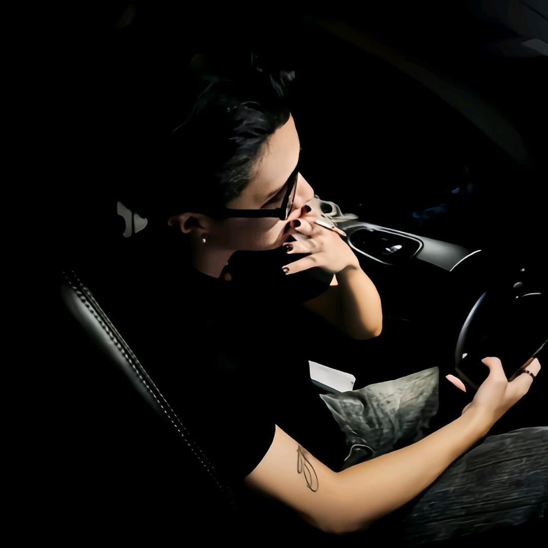 戏子 ￴ ￴ ￴￴￴￴ ￴￴ ￴￴