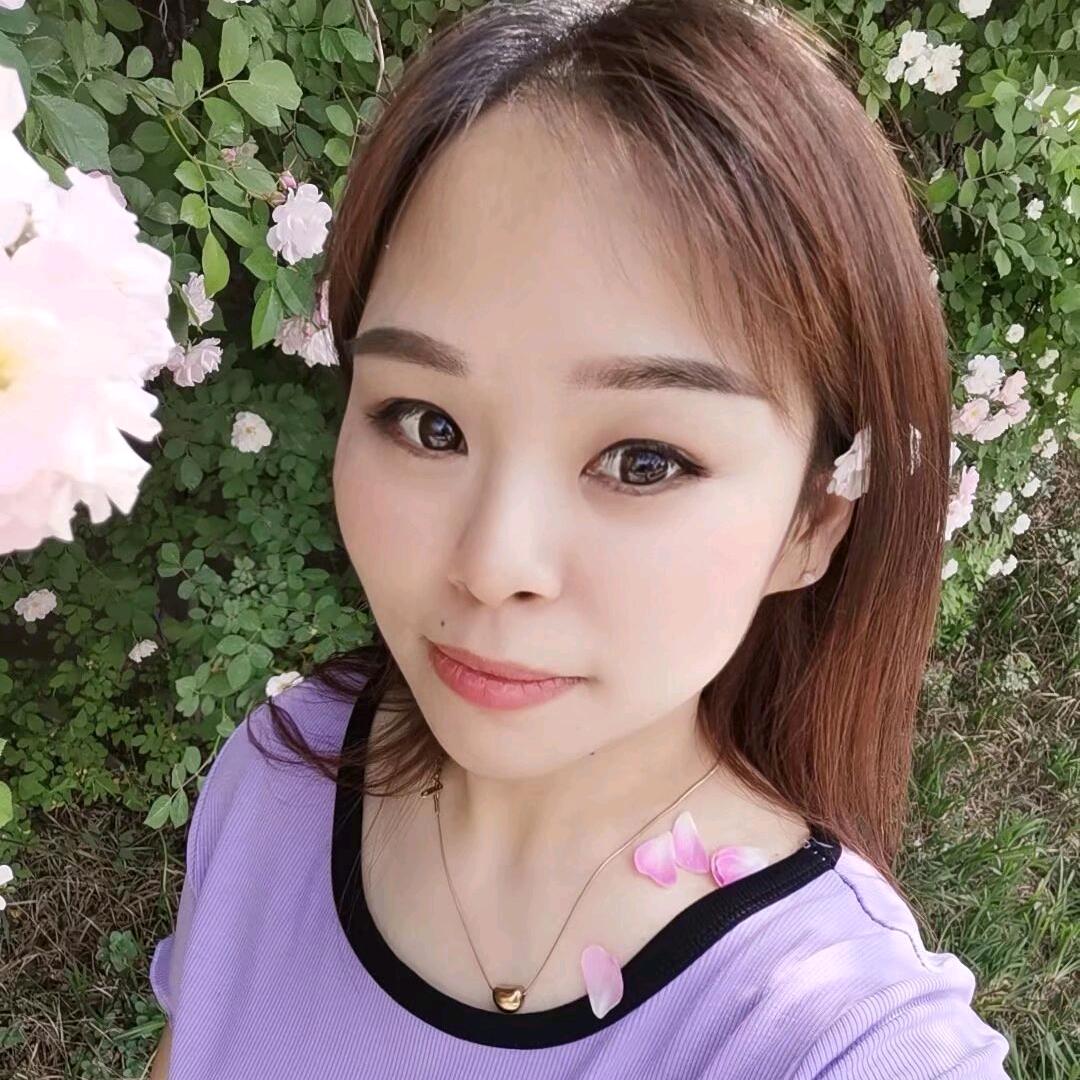 杨菠萝呀（私聊拉黑）