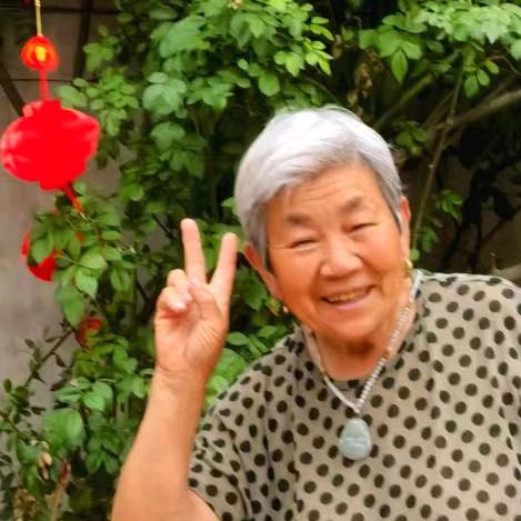 花朵爱笑.