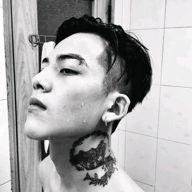 小陈·很单纯