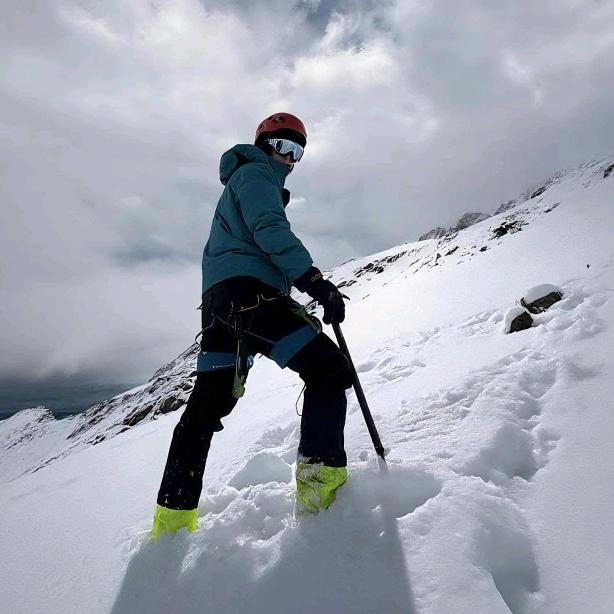 雪山领队-大写的Z