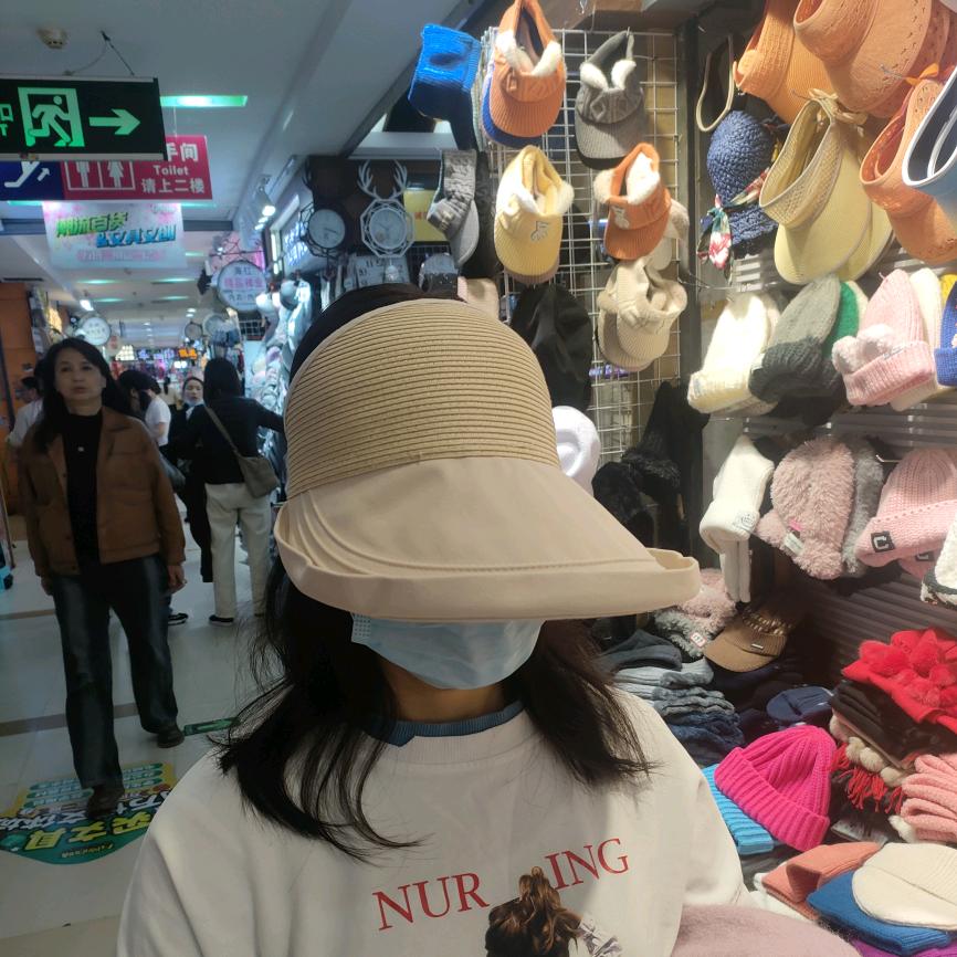 六片花苞