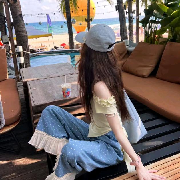 嗯…