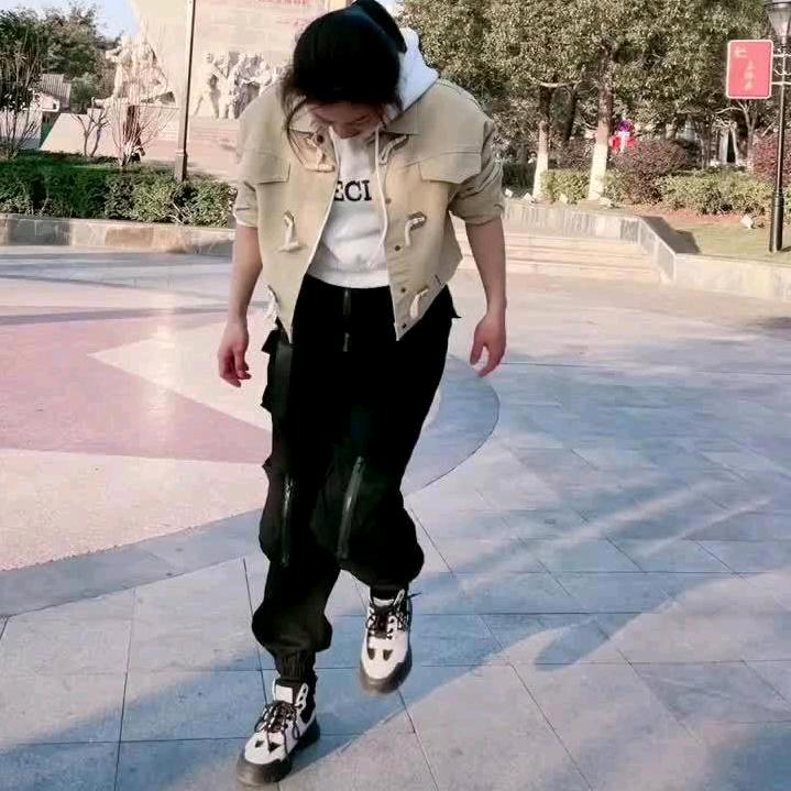 @傲雪雄鹰（爱曳舞）