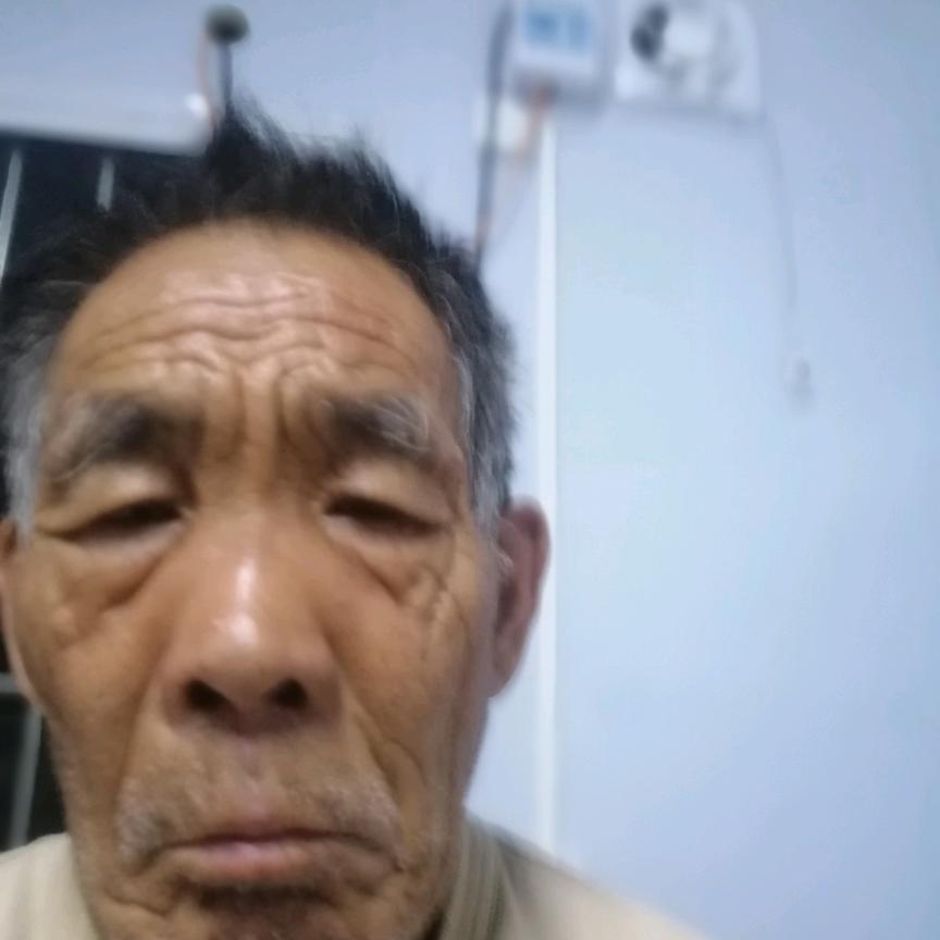 阚金新