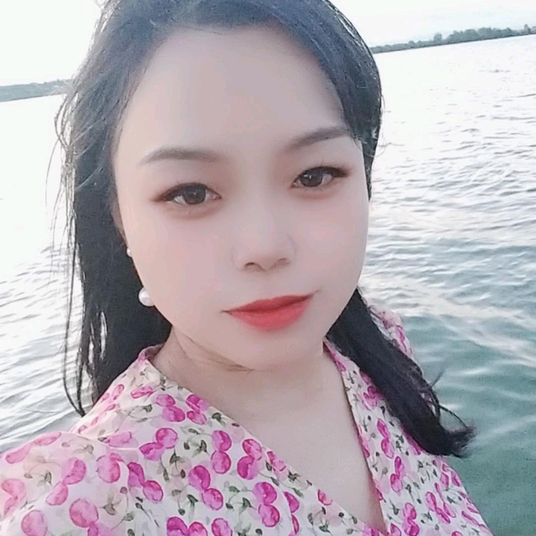 灵灵🎤8:10开播