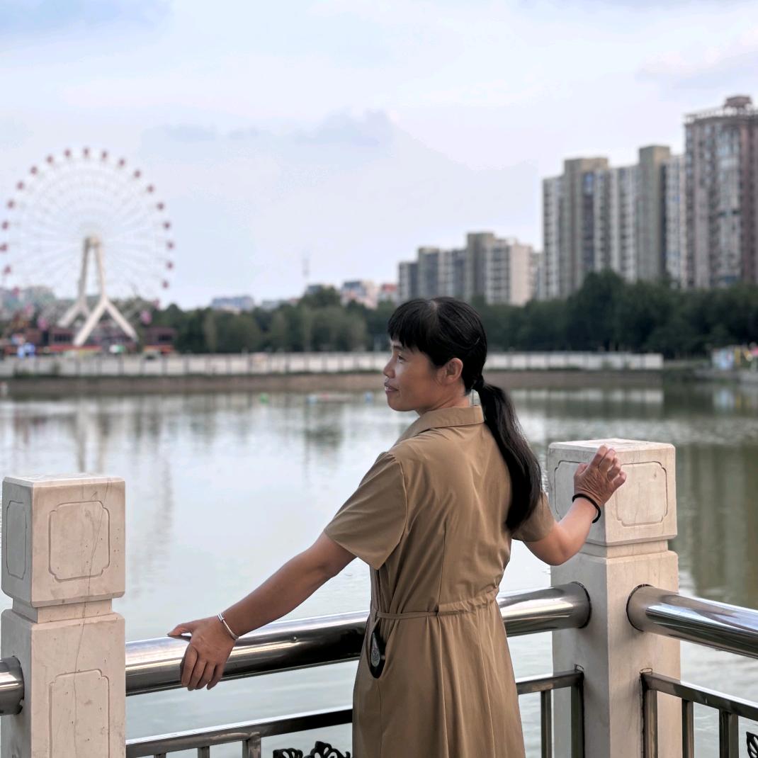 小燕子57489