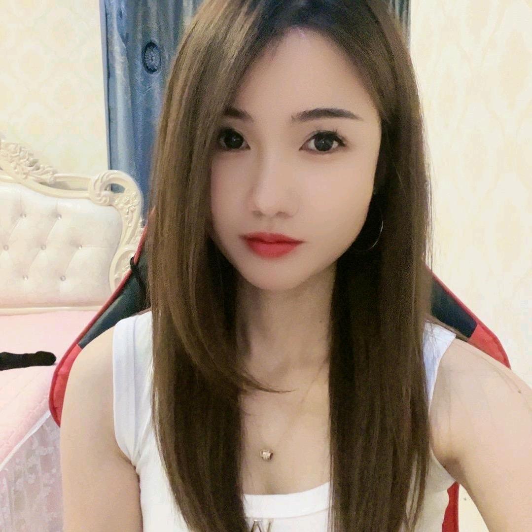 小凤  (单亲妈妈)
