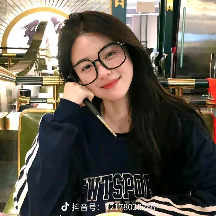 不爱就滚 🎄