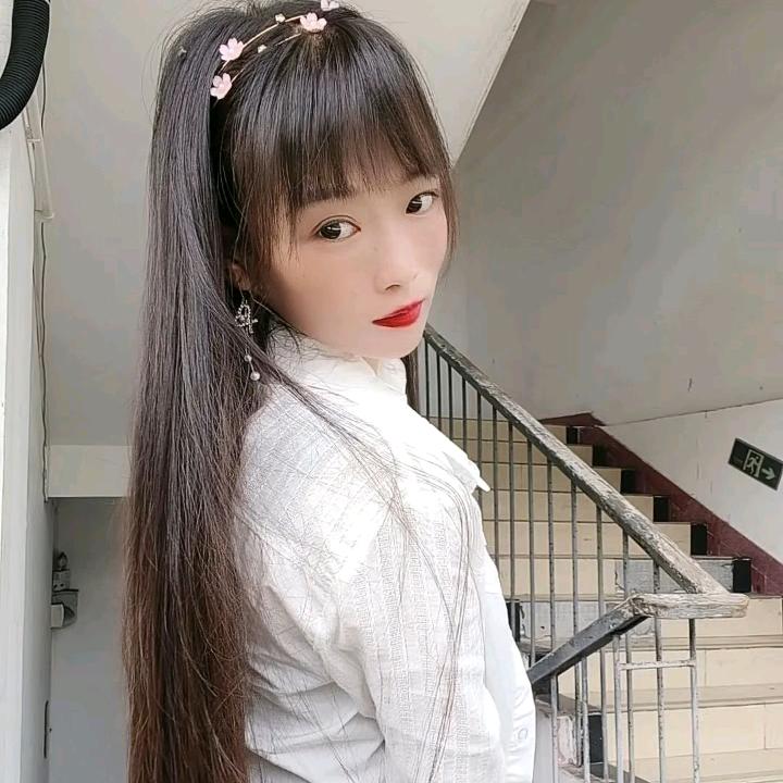 $请叫我小姐姐$