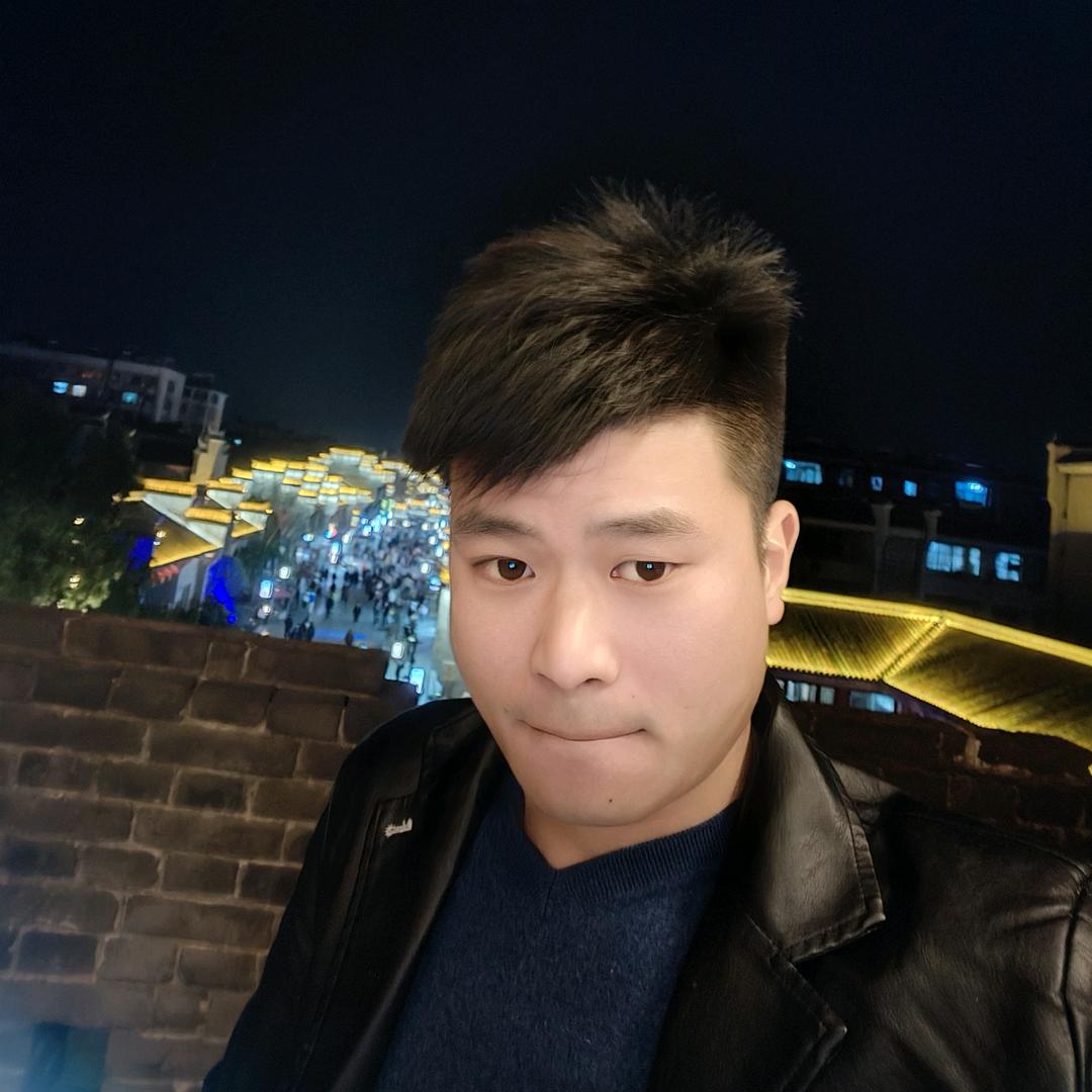 酒肆饮几壶，潇