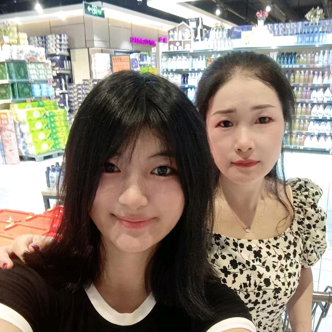 ╭(╯❤彩霞❤╰)╮