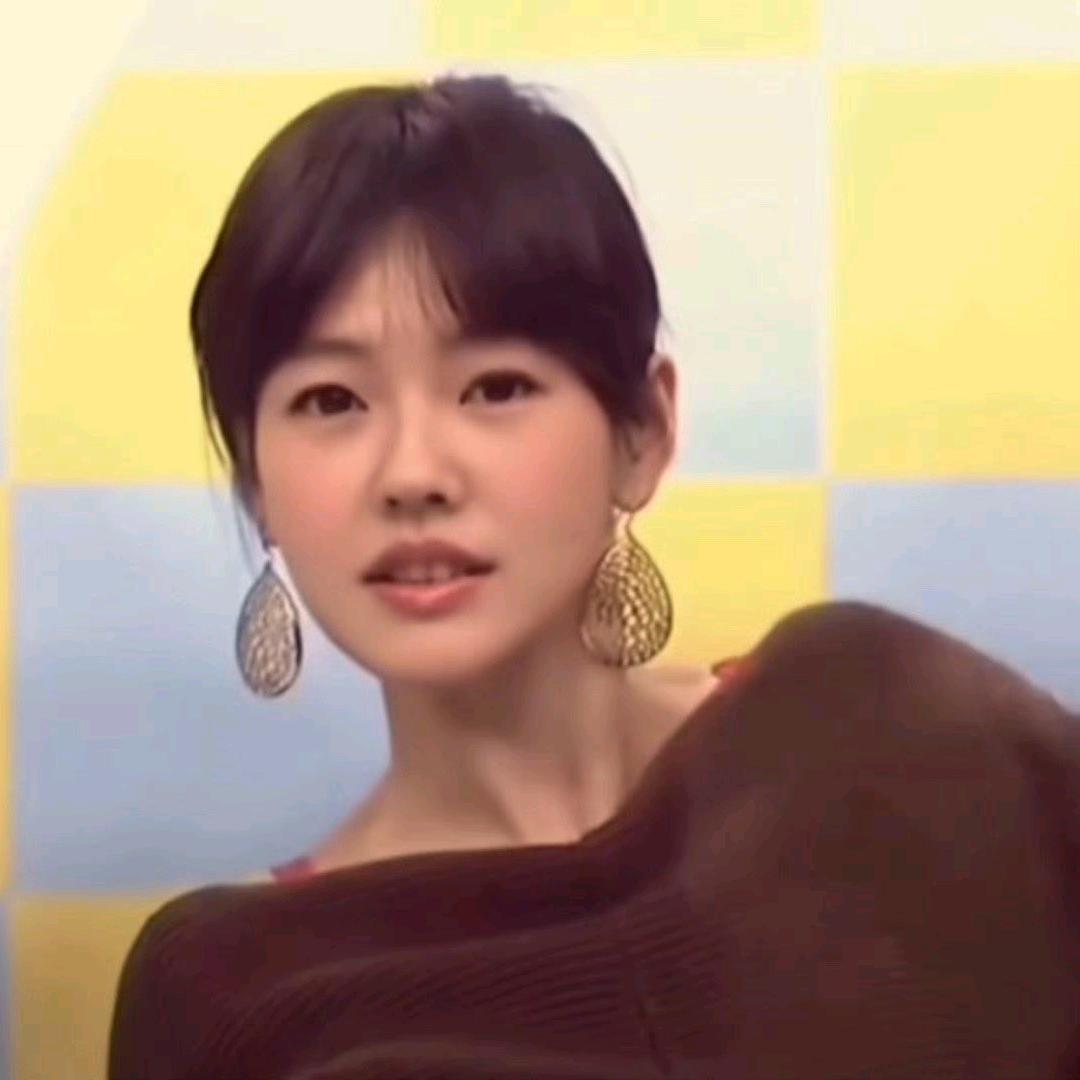 南乡子不语