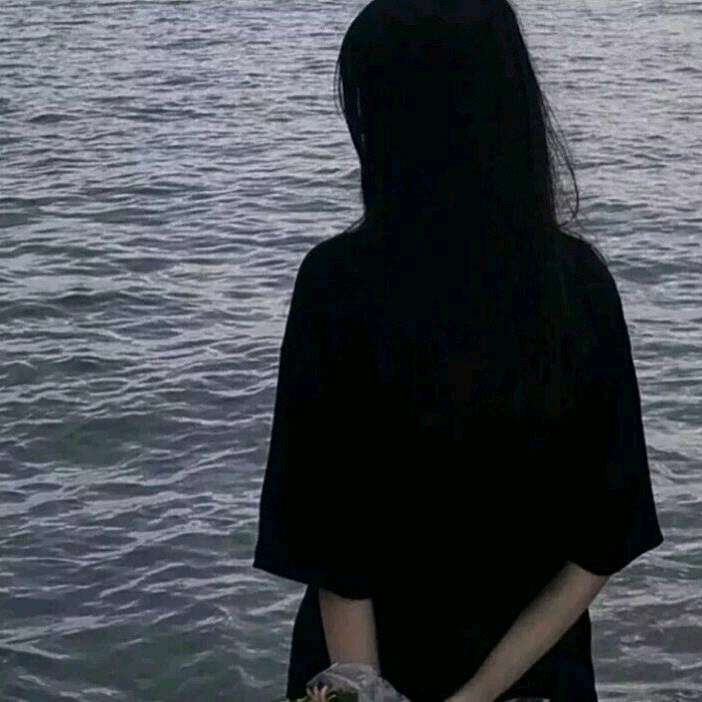 抱着孤独一辈子