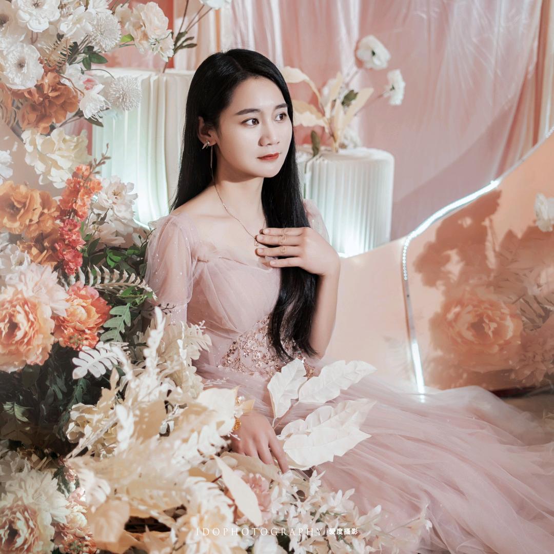 英子女装👗