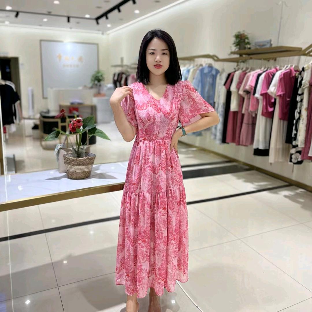 雪国天娇服装十陵店