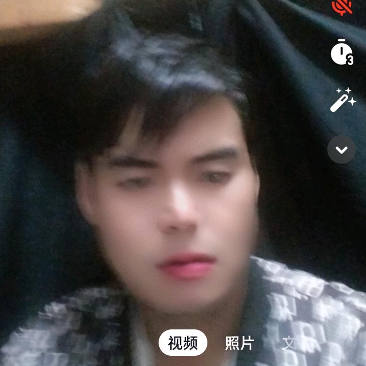 人生如戏，何必当真