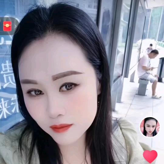 周英