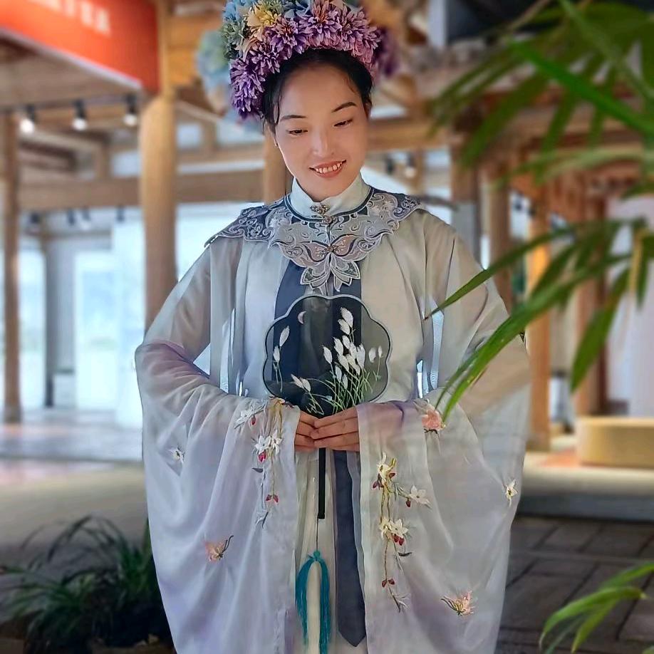 阿《杜锦杰》(༼ つ ◕‿◕ ༽つ