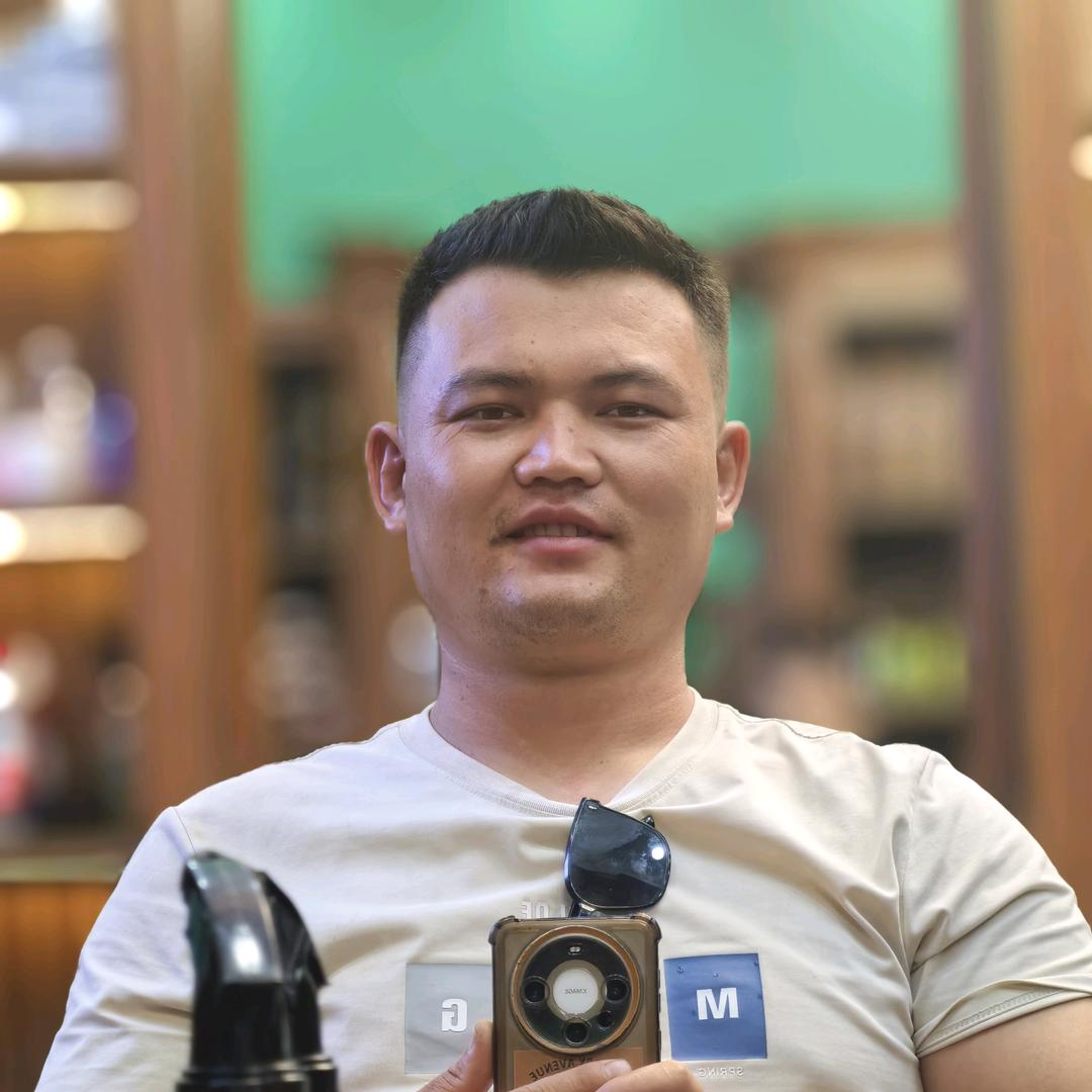 伊车城  强哥撩车