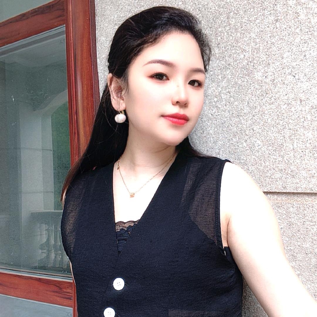 沿河阳兰笛（男女装集合店)_阳阳