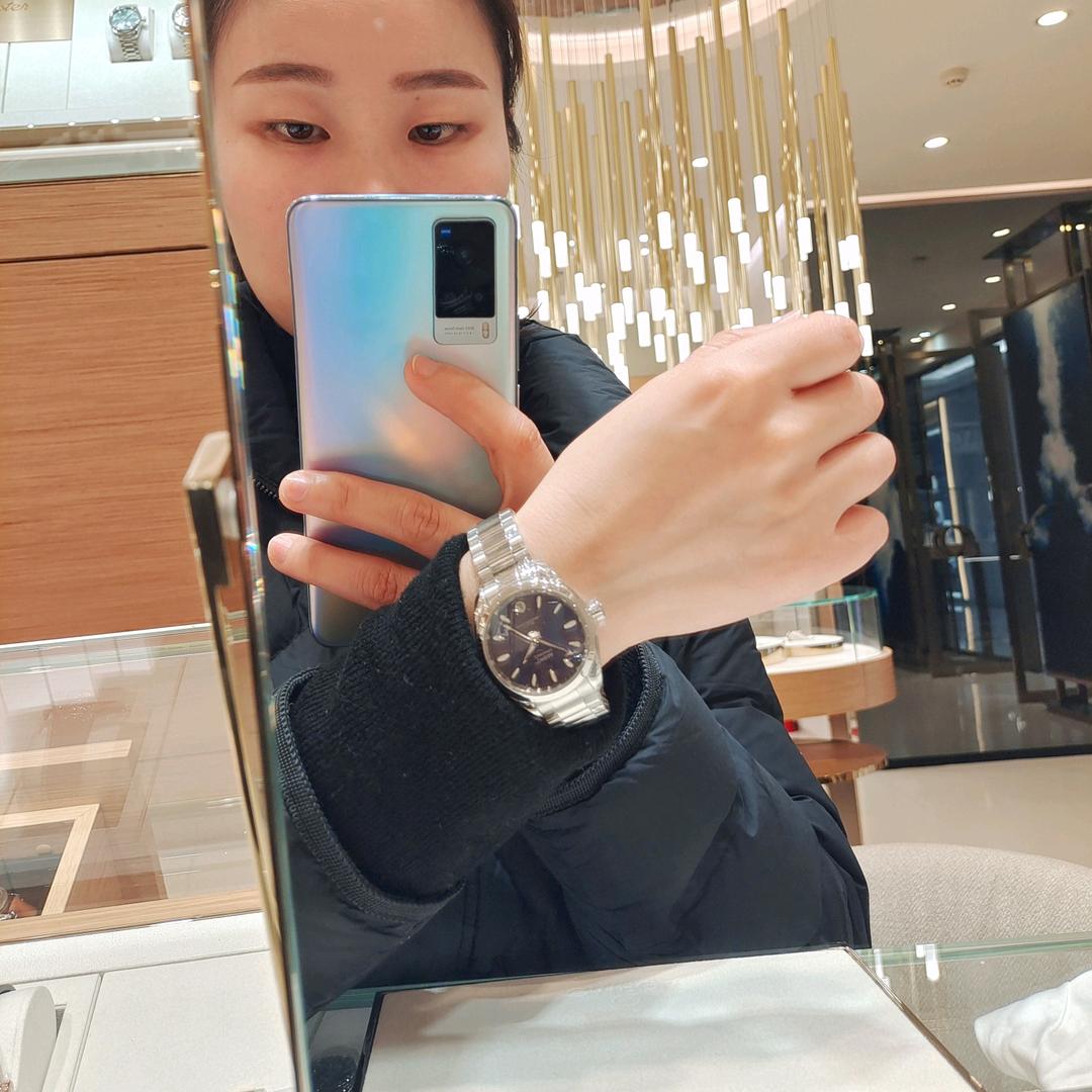 盐城金鹰腕表柜姐