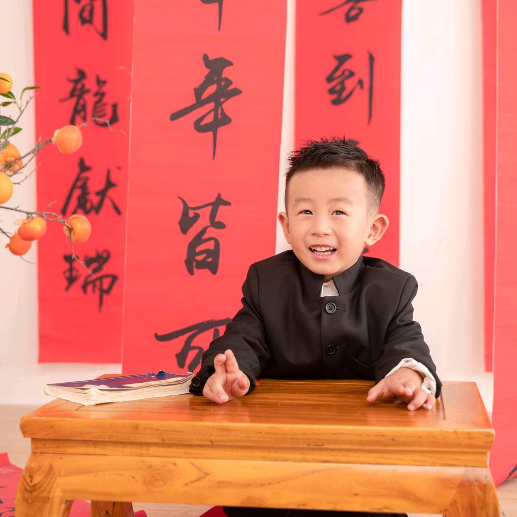 刘佳佑