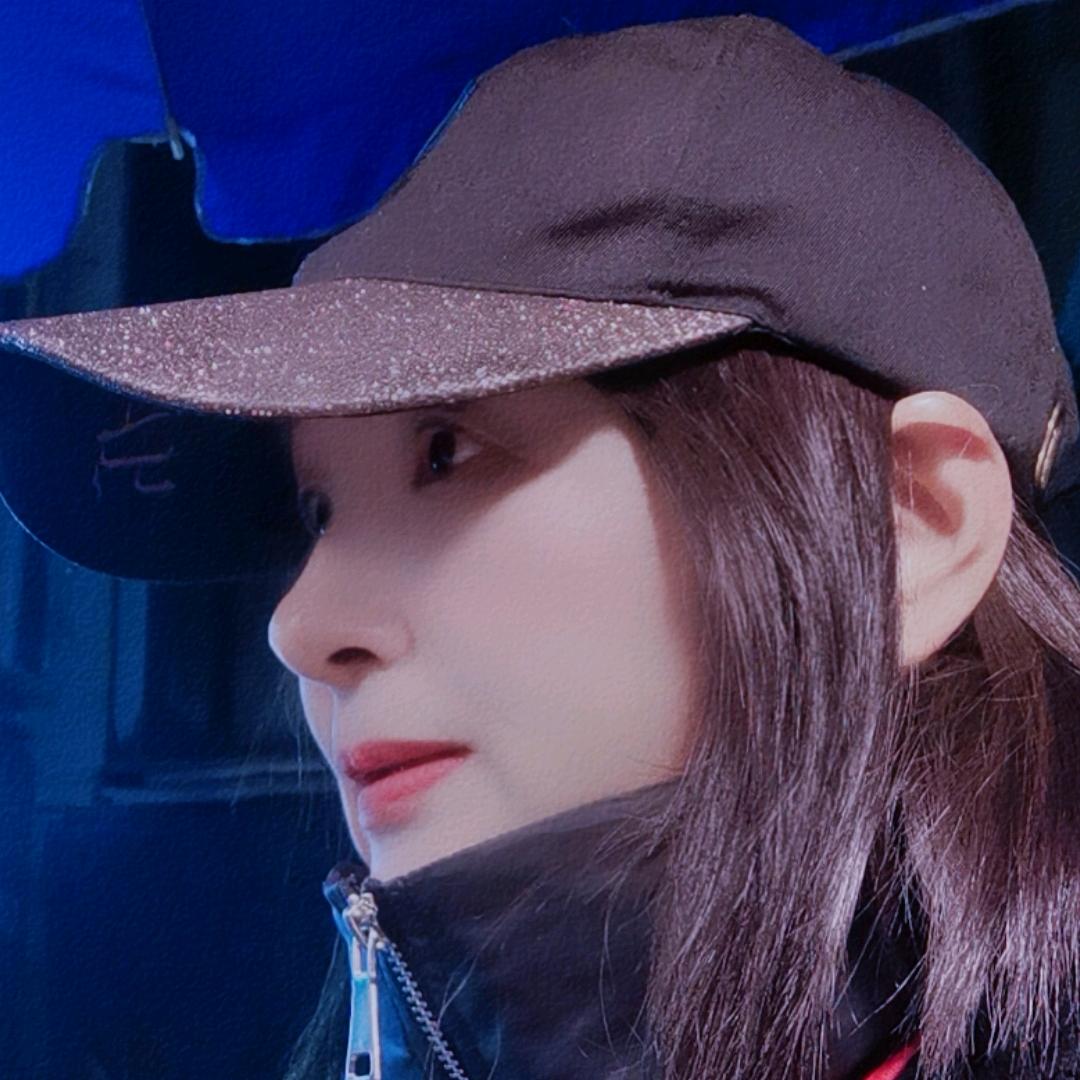 蔡记鸭脑壳老板娘